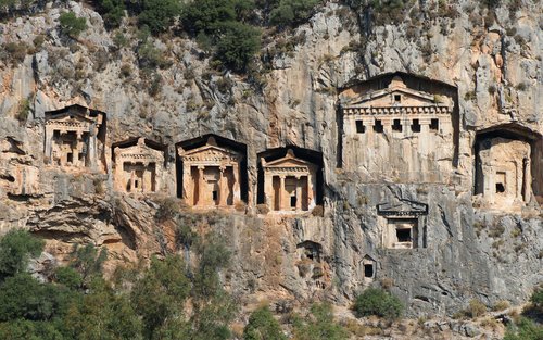 Индивидуальный тур на целый день по реке Дальян с посещением исторических мест