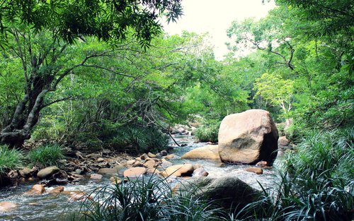Excursió privada a la platja de Ba Ho i Doc Let des de Nha Trang