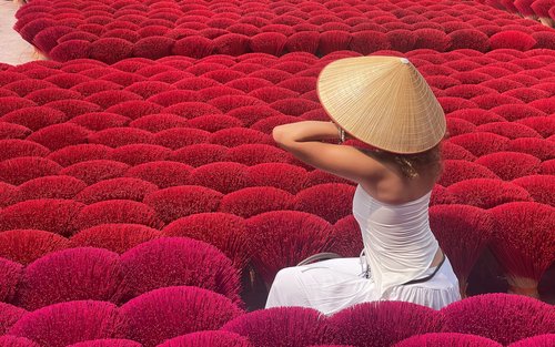 Hanoi: Kampung Kemenyan, Pembuatan Topi, Kumpulan Kecil Instagram Kereta Api St