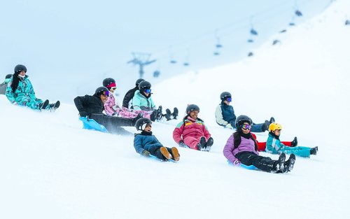 Farellones Park: Hin- und Rückfahrt, Ticket & Optionale Schneekleidung