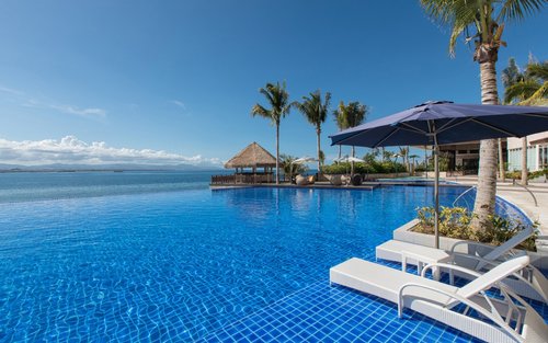 Dusit Thani Mactan Day Use with Meals