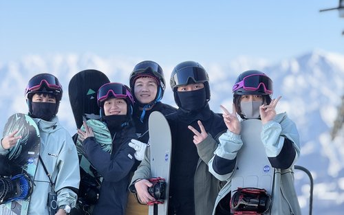 Zao Onsen Ski Resort - Ski Lesson including Equipment / Chinese Instruction・Private Class (1-4 people)