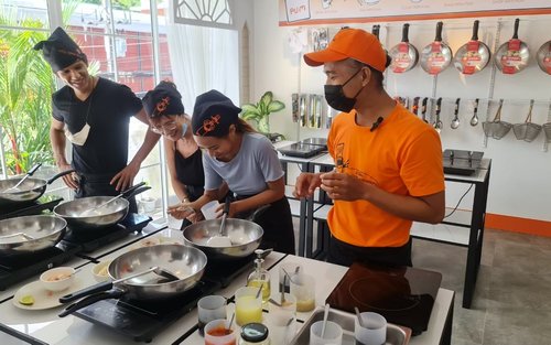 Pum Thai Cooking Class in Patong Beach 