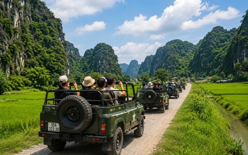 Ninh Binh: Bich Dong Pagoda, Trang An & Mua Cave Half-Day Jeep Tour