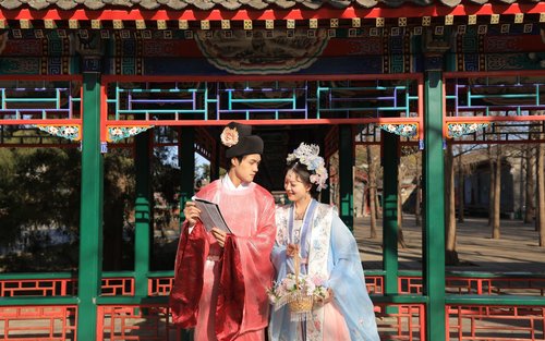 Beijing Hanfu/Song Dynasty Style/Warring States Robe/Qing Dynasty Han Chinese Women's Clothing Rental and Photography Experience (Chinese and English-speaking staff available in-store for barrier-free communication)