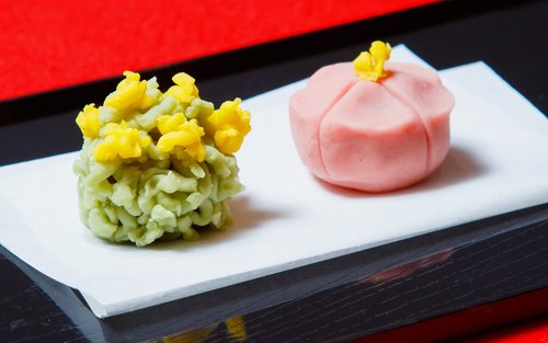 Atelier de fabrication de confiseries japonaises traditionnelles