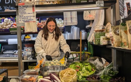 Food tour and sightseeing in Modena