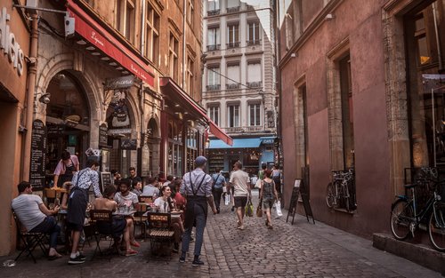 Lyon Old Town & La Presqu'île Half-Day Discovery Tour