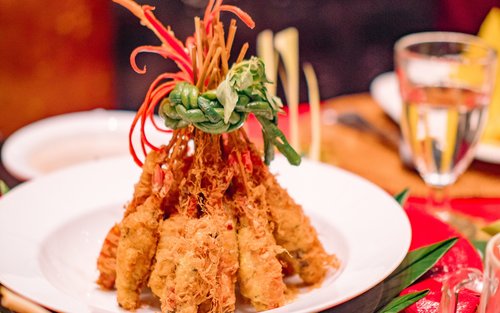 在雅加达Dapur Babah Elite餐厅用餐