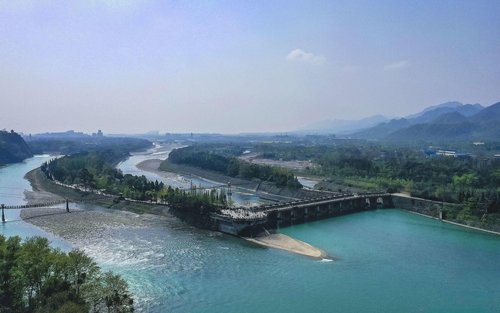 Lawatan Sehari Dujiangyan & Gunung Qingcheng, Chengdu (termasuk pemandangan semula jadi)