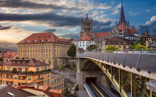 Lausanne Half-Day Self-Guided City Highlights Tour