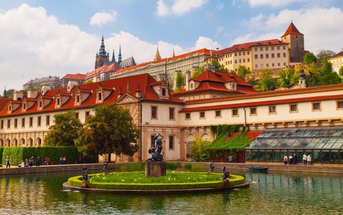 Turul Castelului Praga și al Cartierului Castelului
