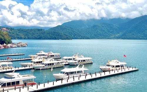 One-day tour guide of Sun Moon Lake in Taipei