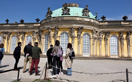 Sanssouci Palace and Kurfurstendamm Half-Day Tour from Berlin