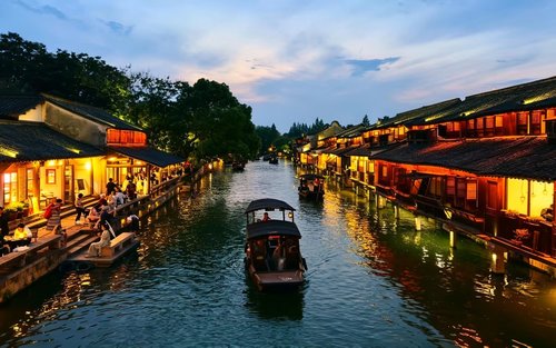 Passeio pela Jiangnan: Vistas diurnas e noturnas de Wuzhen + Excursão de dois dias ao Lago Oeste de Hangzhou e Songcheng