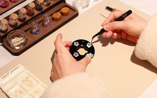 Record Your Own Seoul: Mother-of-Pearl Hanbok Acc in Myeong-dong