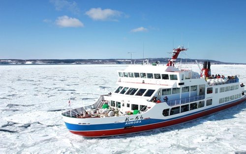Hokkaido Hakodate 2D1N Cherry blossoms Bus tour from Sapporo