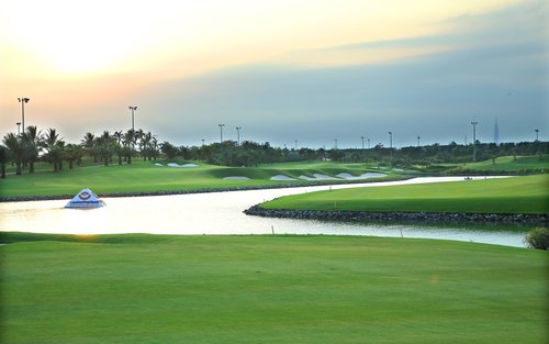 Tour Riêng 1 Ngày Sân Golf Long Biên - Hà Nội