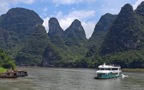 Guilin City / Li River 3-Star Boat / Longji Terraced Fields 2-3 Araw na Essential Tour (English Speaking Guide)
