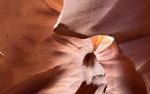 Pagpasok sa Lower Antelope Canyon sa Prime Time kasama ang Gabay na Navajo