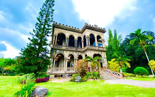 Ultimate Bacolod, The RUINS, Silay Tour + CHICKEN INASAL LUNCH