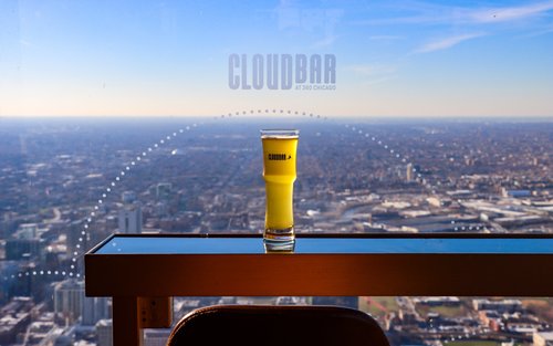Vé Miễn Xếp Hàng Đài Quan Sát 360 Chicago kèm Đồ Uống
