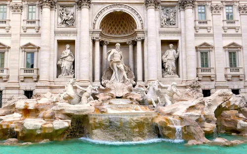 Fontana de Trevi i tour subterrani a Roma