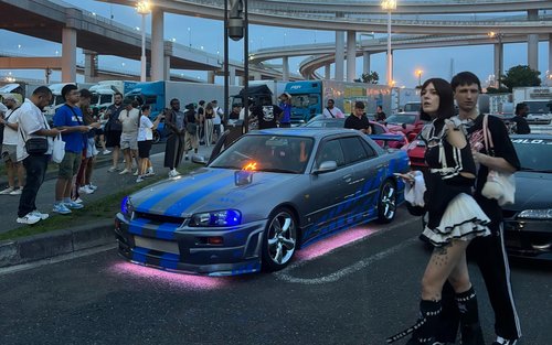 Voitures JDM de Tokyo et expérience culturelle de minuit