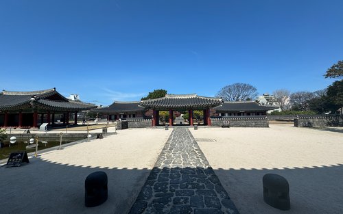 Visita d'arquitectura de mig dia a Jeju Gwandeokjeong i al mercat de Dongmun