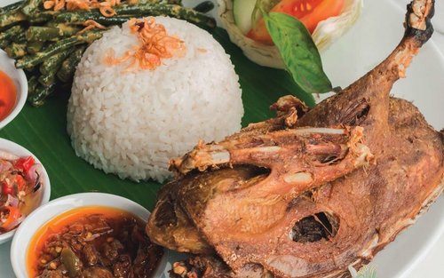 Ресторан Bebek (Duck) Tepi Sawah в Убуде, Куте или Семиньяке