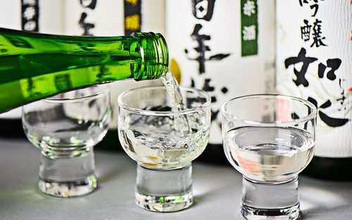 石蔵酒造 博多百年蔵 日本酒試飲体験（福岡）
