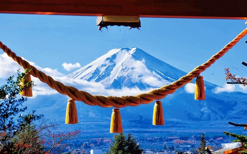 Ibaraki Four Seasons and Sky Walk Tour: Fukuroda Falls & Ryujin Suspension Bridge (Departing from Tokyo)