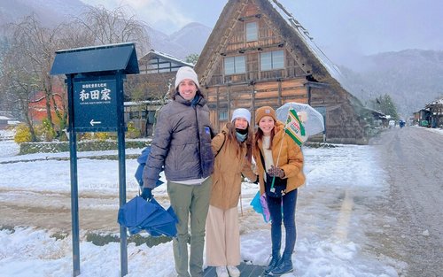 Excursion d'une journée à Shirakawa-go, site classé au patrimoine mondial, et à Kanazawa