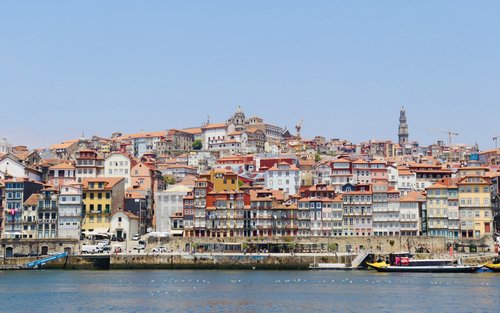 Porto Livraria Lello Half-Day Private Tour with Skip-the-Line