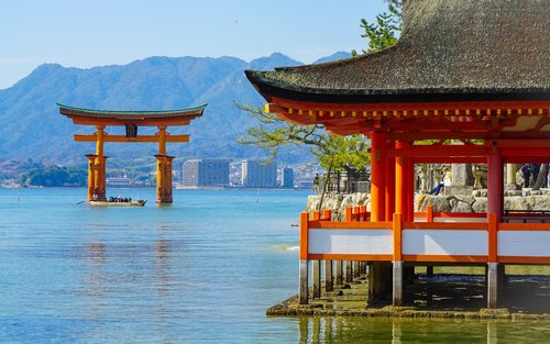 Miyajima: Lakbay-Aral sa Kasaysayan (Half-day)