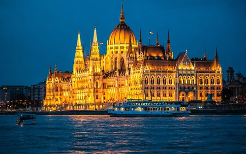 Croisière touristique sur le Danube en centre-ville à Budapest (Budget)