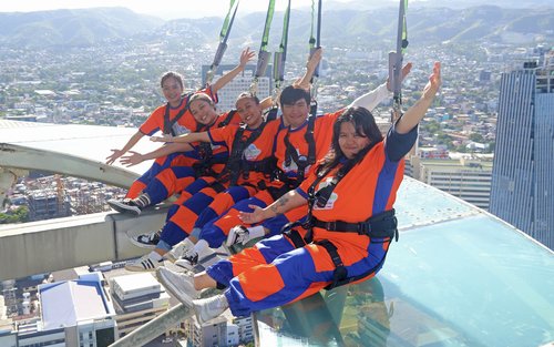 Biglietto Sky Experience Adventure al Crown Regency di Cebu