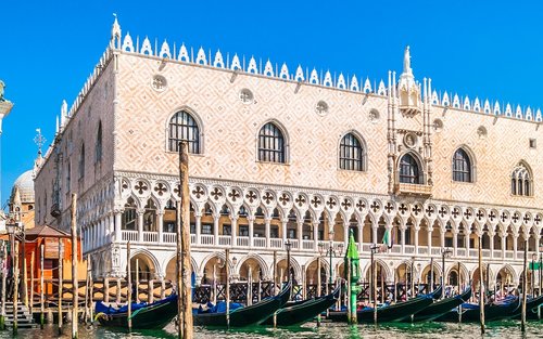 Kemasukan Istana Doge di Venice