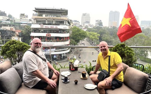 Hanoi in Frames: Hot Spots around Hoan Kiem Lake with Ao Dai Option