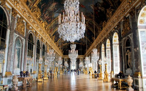 Versailles Palace Half-day Audio Guided Trip from Paris