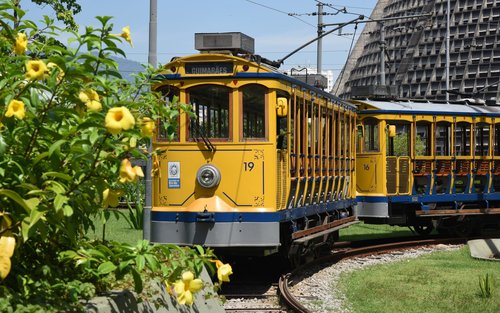 Santa Teresa, Lapa, and Cinelandia Tour with Tram Ride