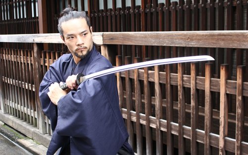 Treinamento de Samurai em um Templo em Tóquio – Experiência Autêntica de Artes Marciais