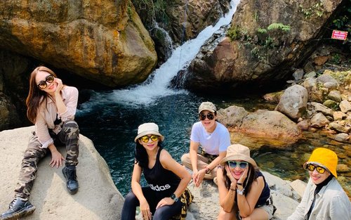 Tour Trek ở Thác Sentul Hordeng, Kembar và Ciburial