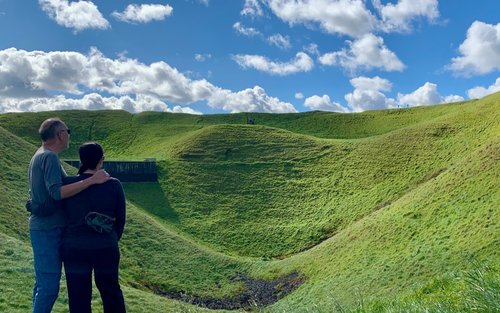 Tour de medio día en grupo pequeño por los volcanes y la historia maorí de Auckland