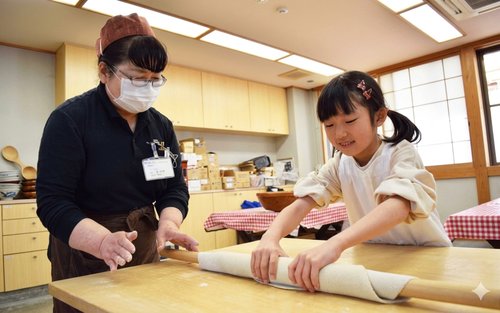 Experiència de fer fideus soba a Inagawa-cho, Hyogo, amb suport en anglès