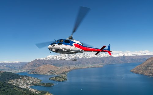 米尔福德峡湾直升机之旅