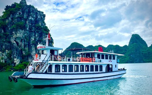 Pelayaran Sebenar Sehari: Ha Long Bay, Lan Ha Bay dan Cat Ba Island