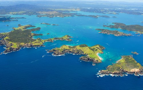 Summer Bay of Islands Day Tour