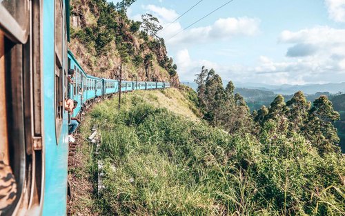 Kandy Half-Day Scenic Train Journey to Nanu Oya