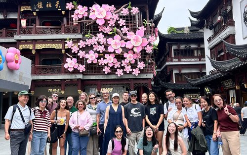 Shanghai Yu Garden & Zhujiajiao Full-Day Hop-On Hop-Off Experience